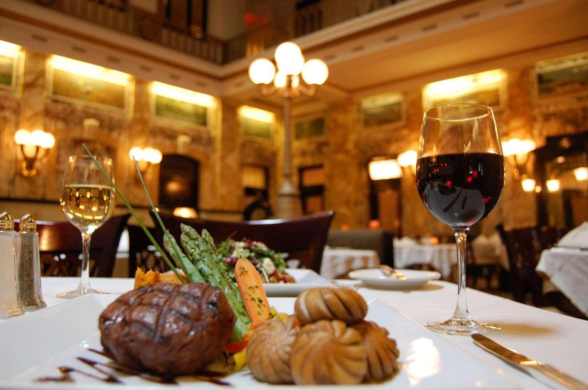 Radisson Lackawanna Station Hotel Скрантън Екстериор снимка