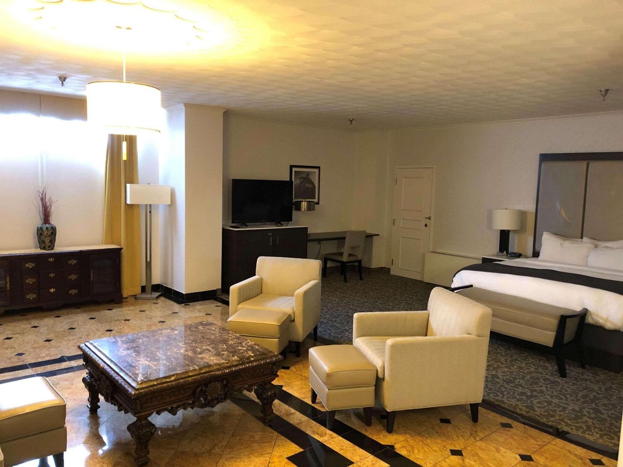 Radisson Lackawanna Station Hotel Скрантън Екстериор снимка